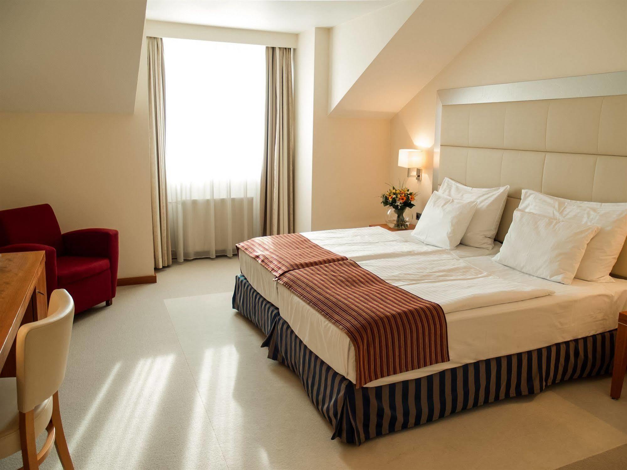 Design Merrion Hotel Prag Eksteriør billede